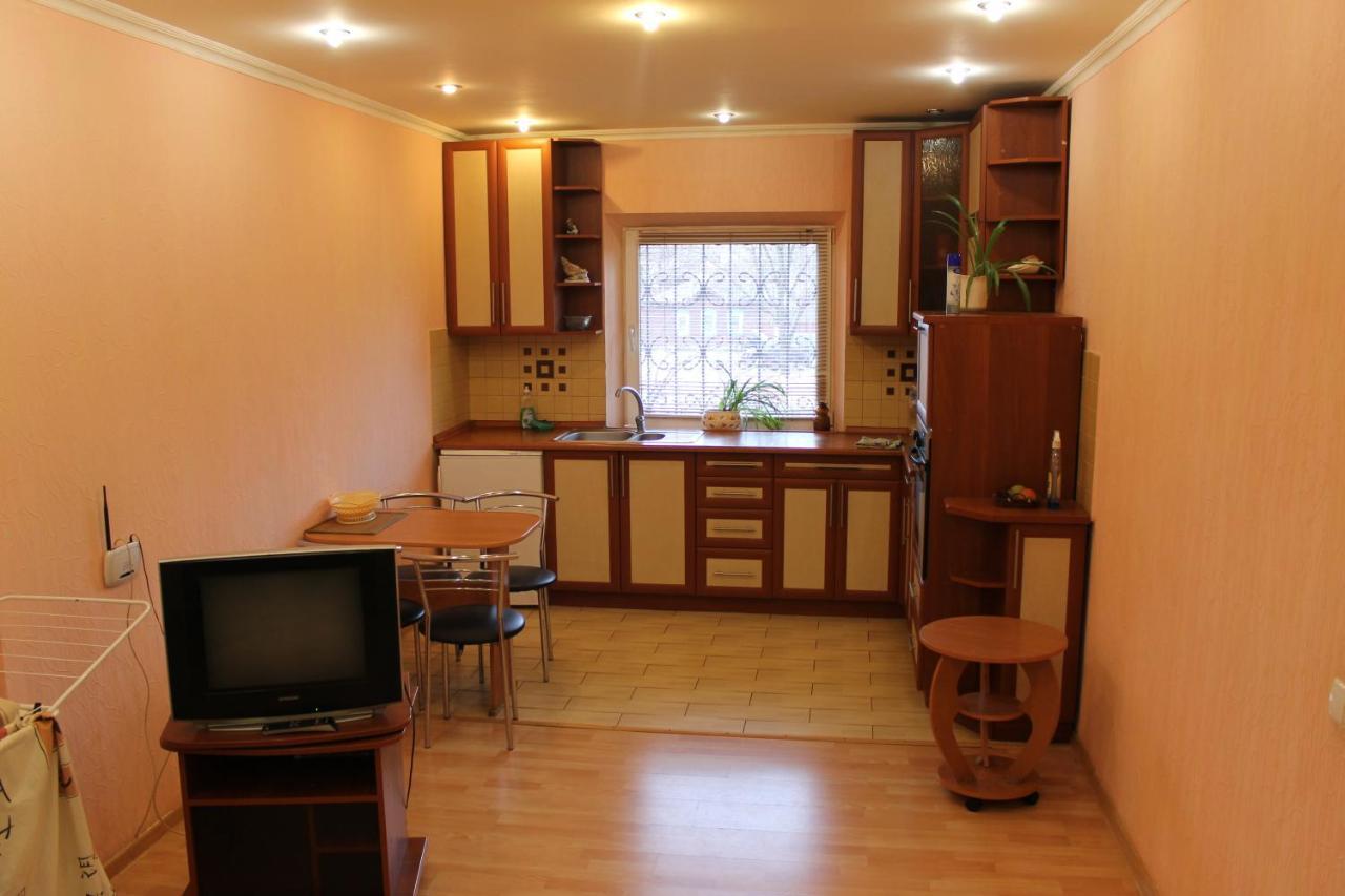 Studio apartment แชร์นีฮีฟ ภายนอก รูปภาพ
